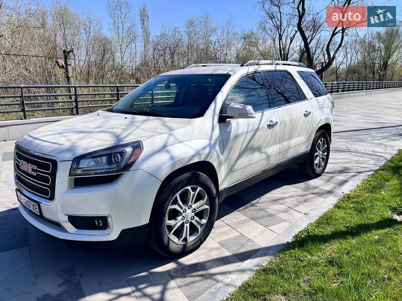 GMC Acadia 2015