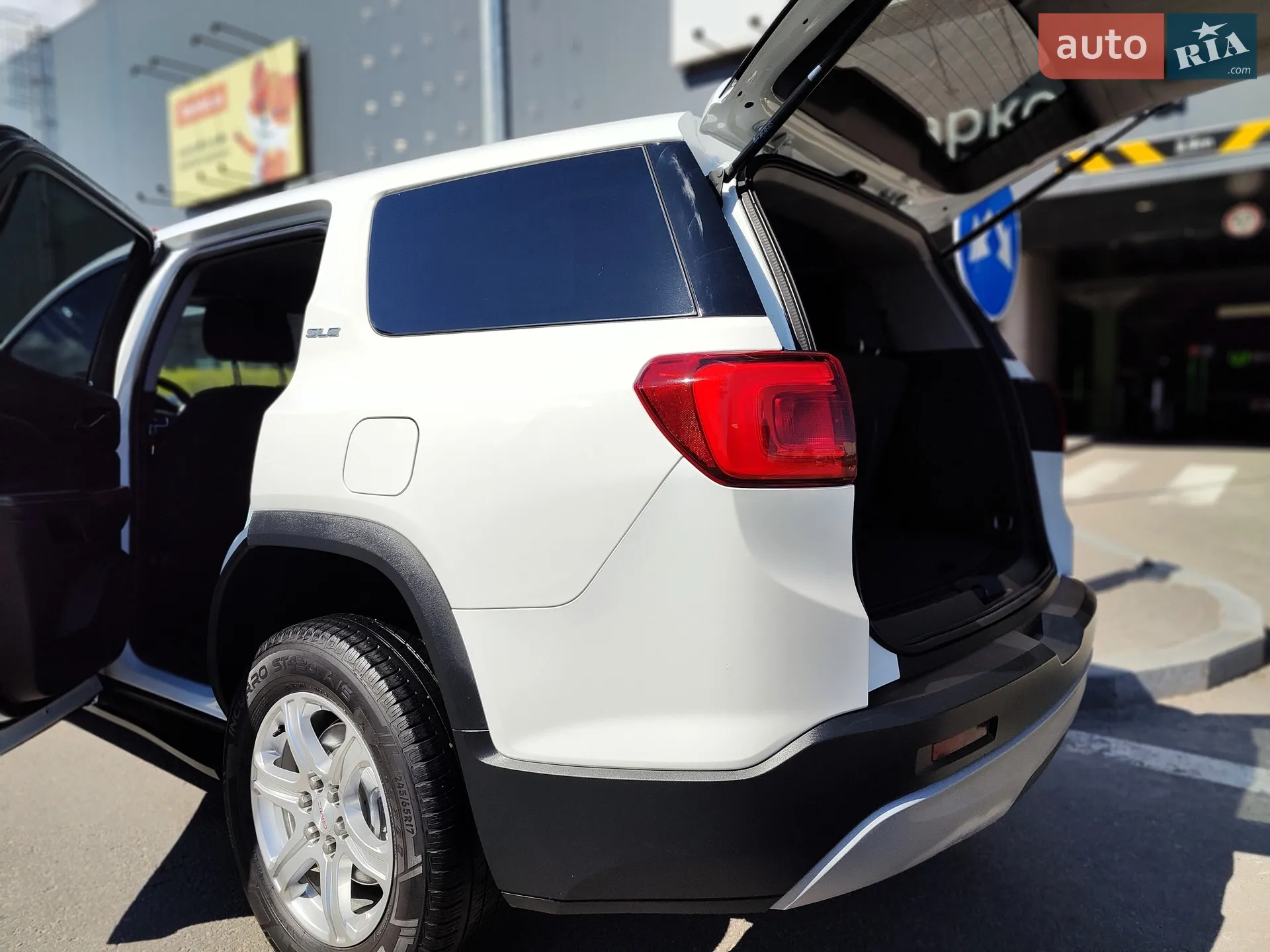 2017 GMC Acadia - мініатюра 15