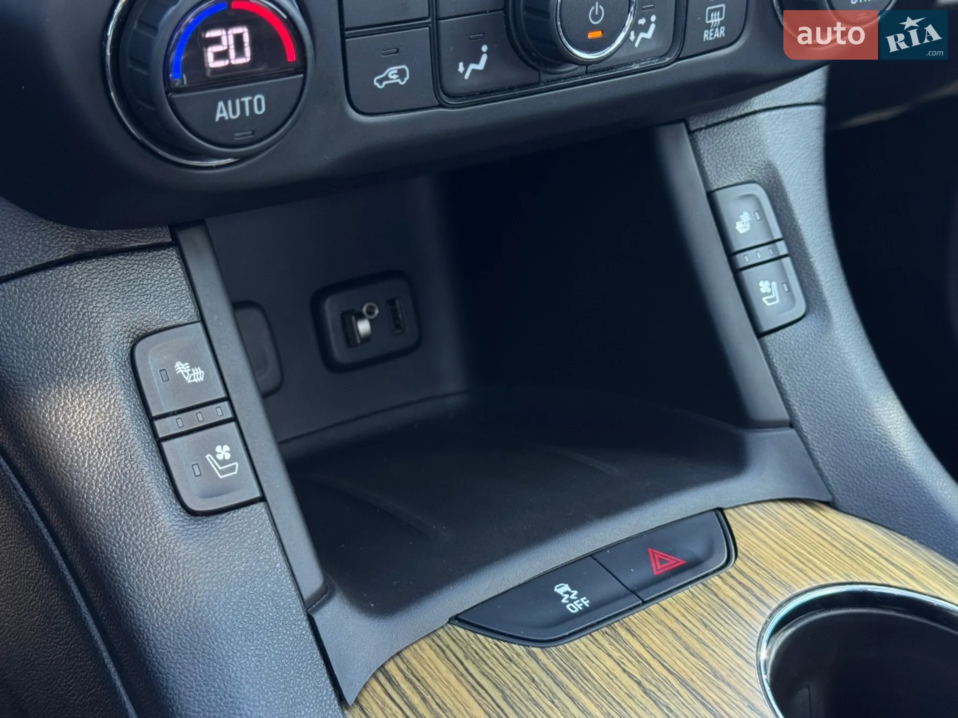 2017 GMC Acadia - мініатюра 35