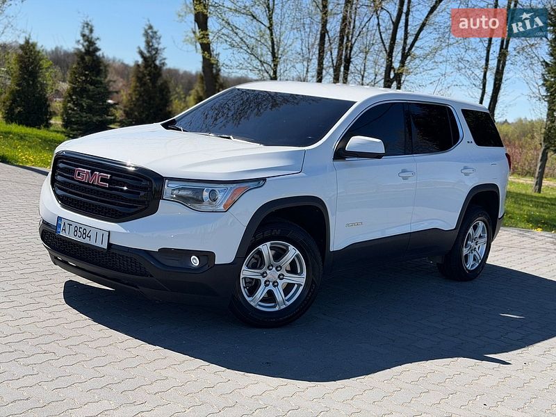 Внедорожник / Кроссовер GMC Acadia 2017 в Ивано-Франковске