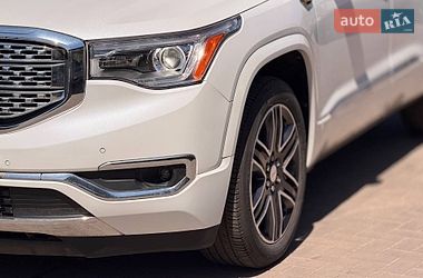 Внедорожник / Кроссовер GMC Acadia 2016 в Кривом Роге