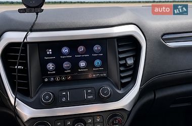 Внедорожник / Кроссовер GMC Acadia 2020 в Киеве