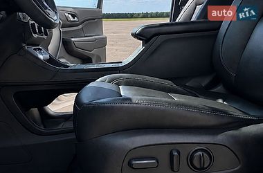 Внедорожник / Кроссовер GMC Acadia 2020 в Киеве