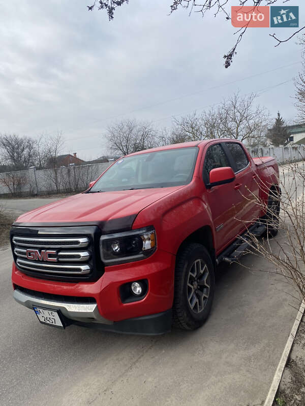Пікап GMC Canyon 2014 в Бучі