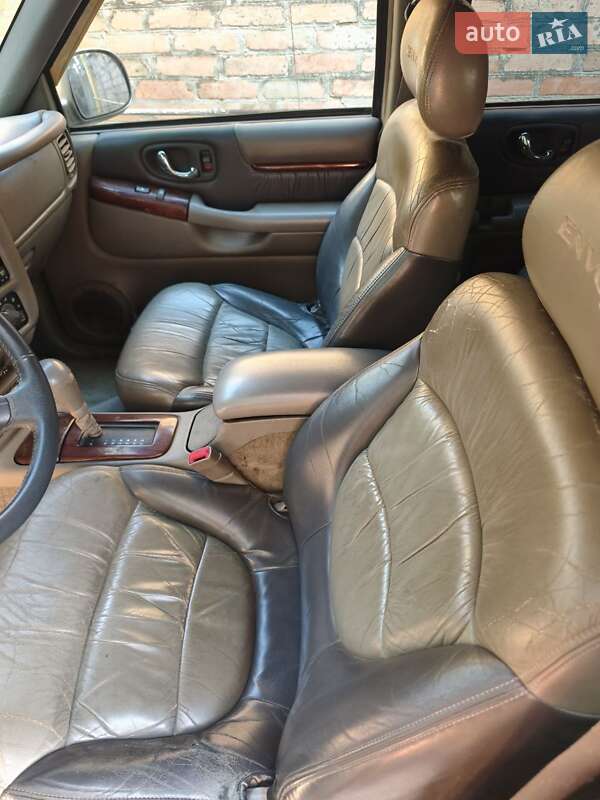 Внедорожник / Кроссовер GMC Envoy 1999 в Кропивницком