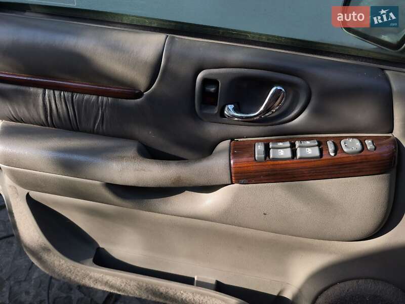 Внедорожник / Кроссовер GMC Envoy 1999 в Кропивницком