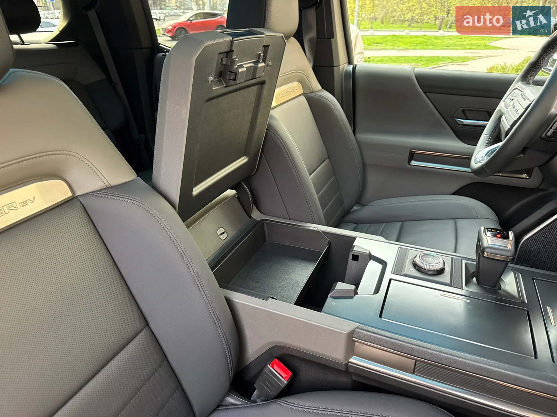 2024 GMC Hummer EV - мініатюра 39