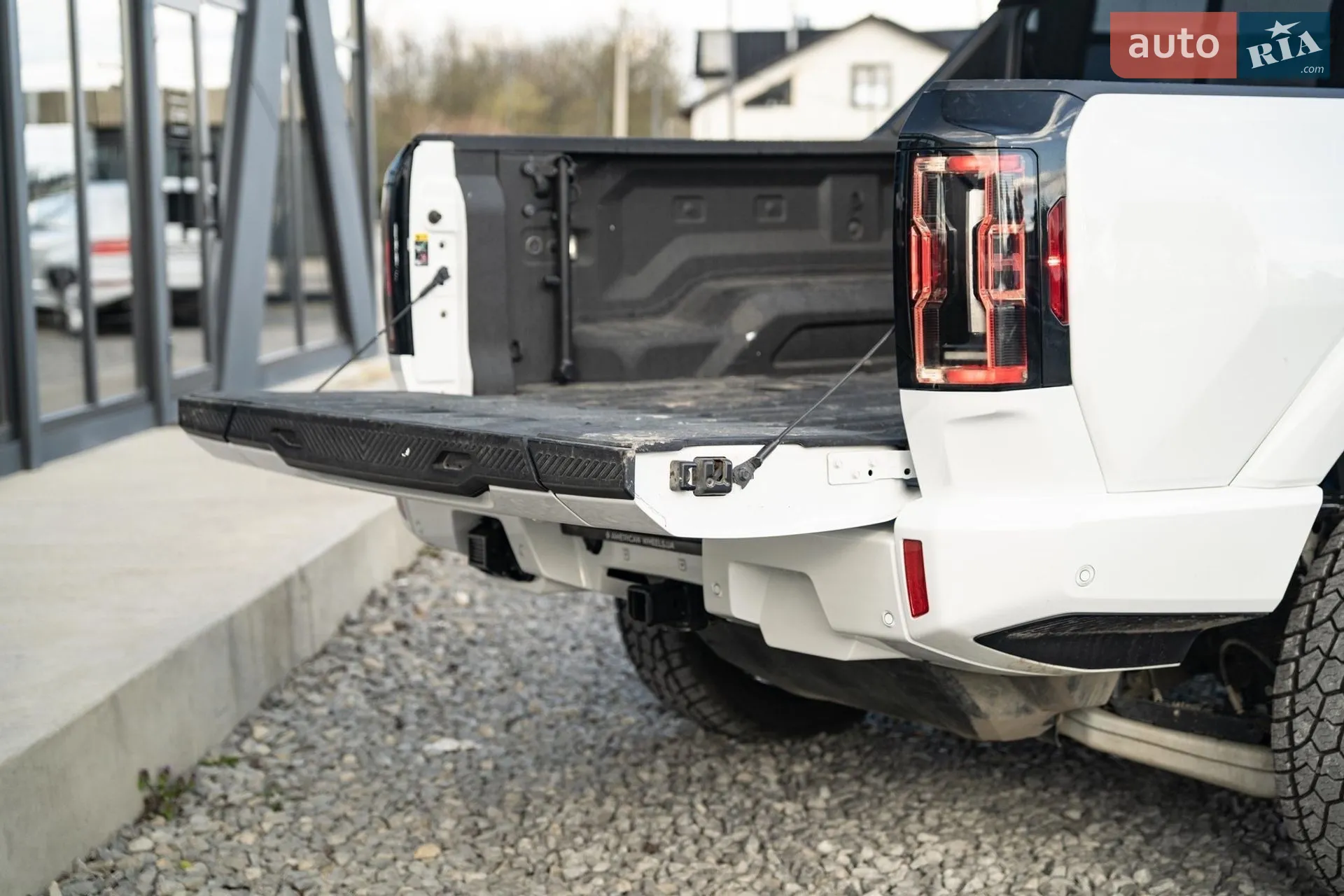 2023 GMC Hummer EV - мініатюра 7