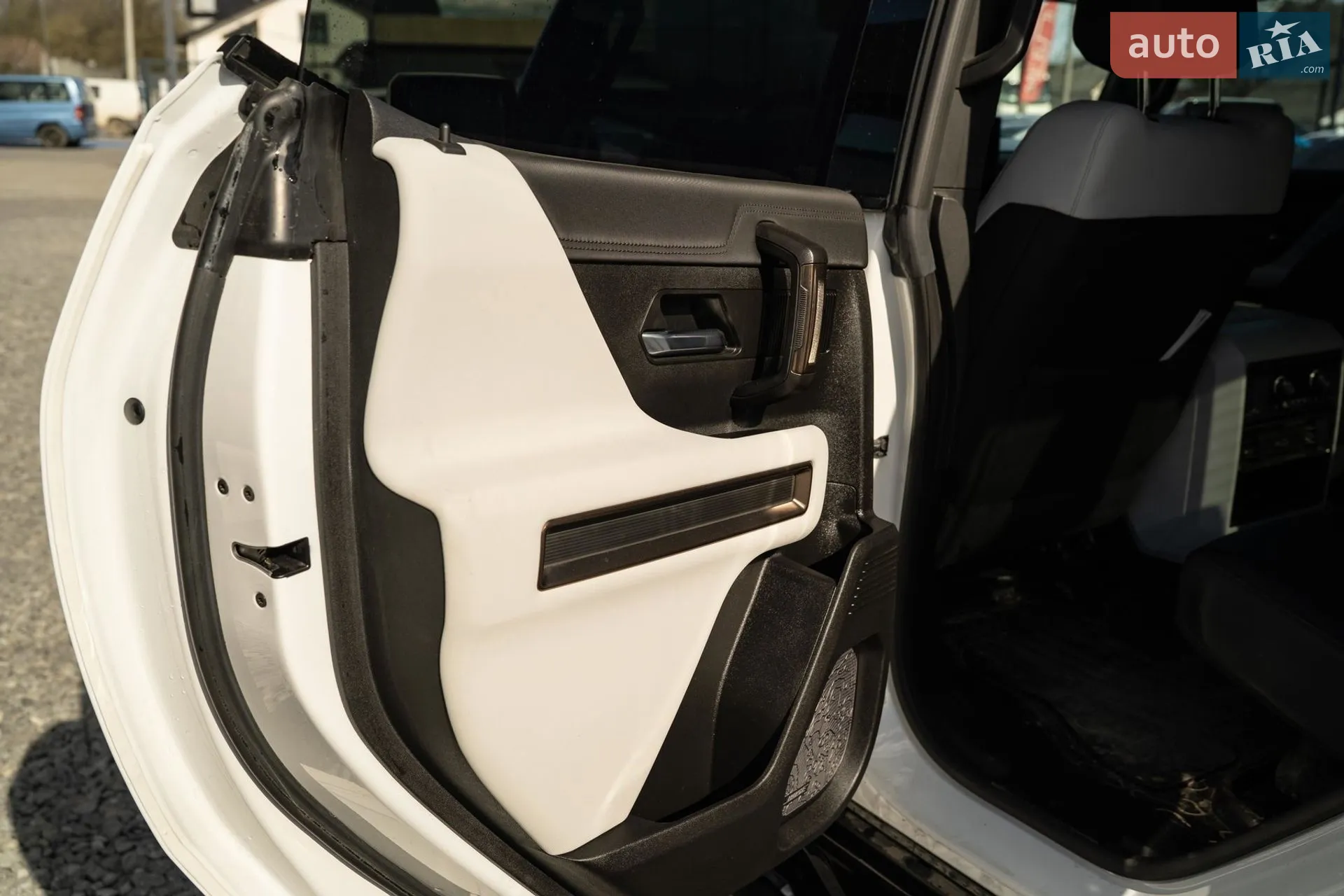 2023 GMC Hummer EV - мініатюра 47