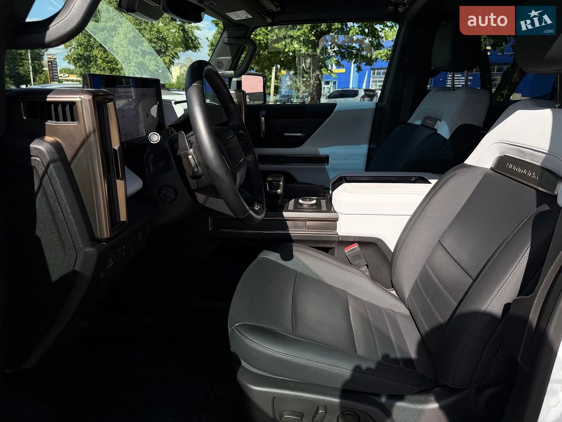 2023 GMC Hummer EV - мініатюра 29