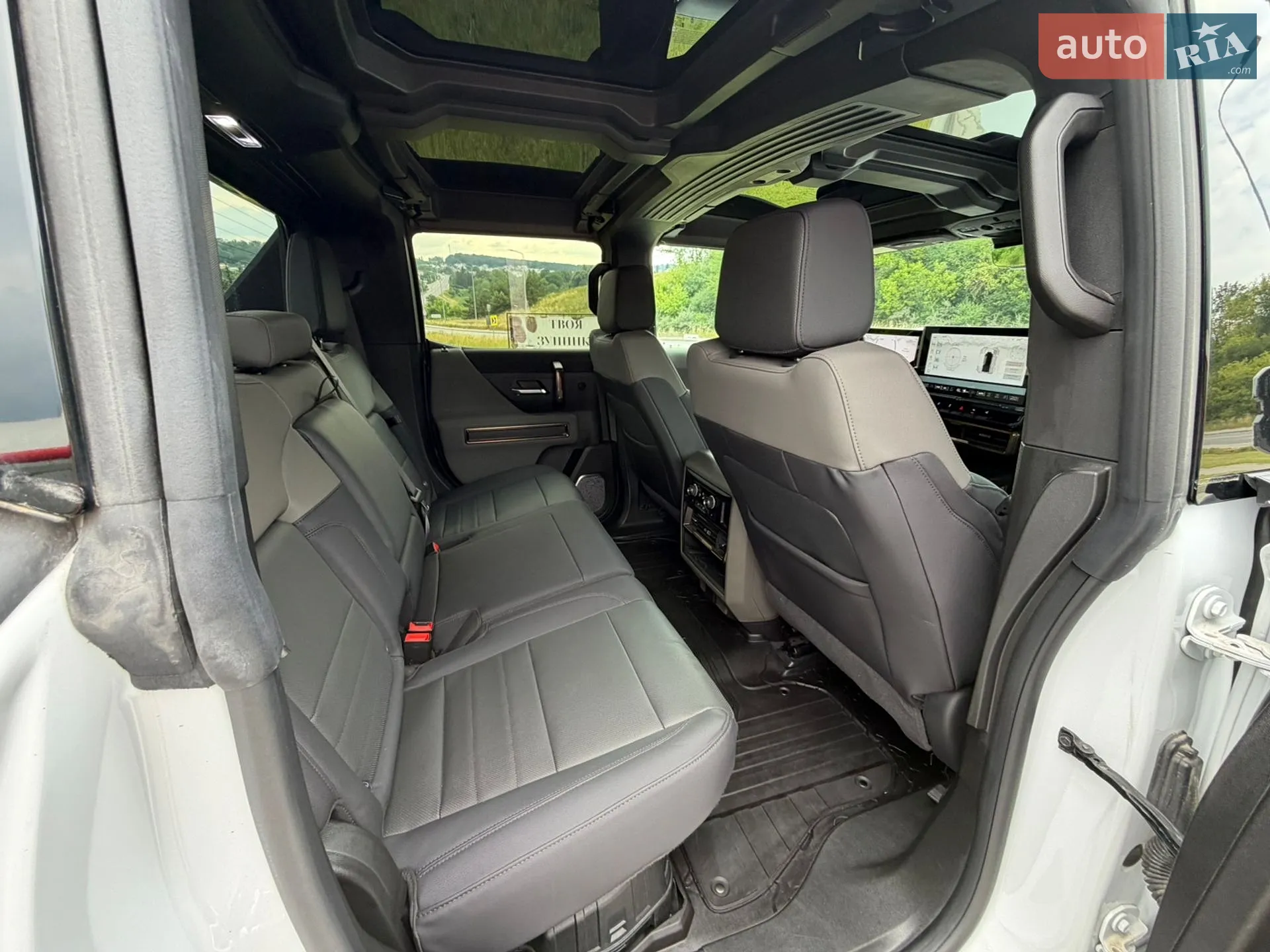 2024 GMC Hummer EV - мініатюра 22