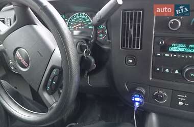 Вантажний фургон GMC Savana 2018 в 