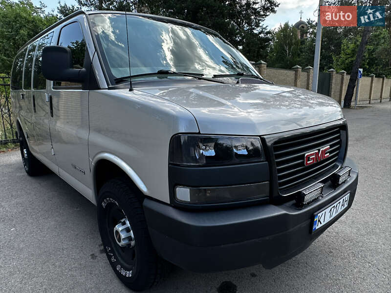 GMC Savana 2005