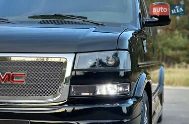 Минивэн GMC Savana 2020 в 