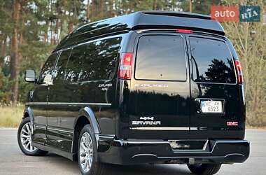 Минивэн GMC Savana 2020 в 