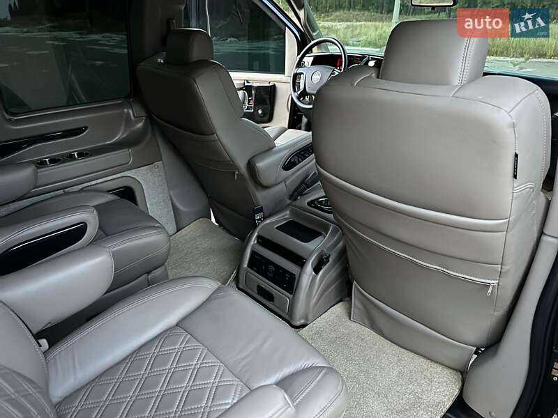 Минивэн GMC Savana 2020 в Киеве фото 98 Минивэн GMC Savana 2020 в Киеве