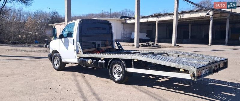 Эвакуатор GMC Savana 2019 в Полтаве