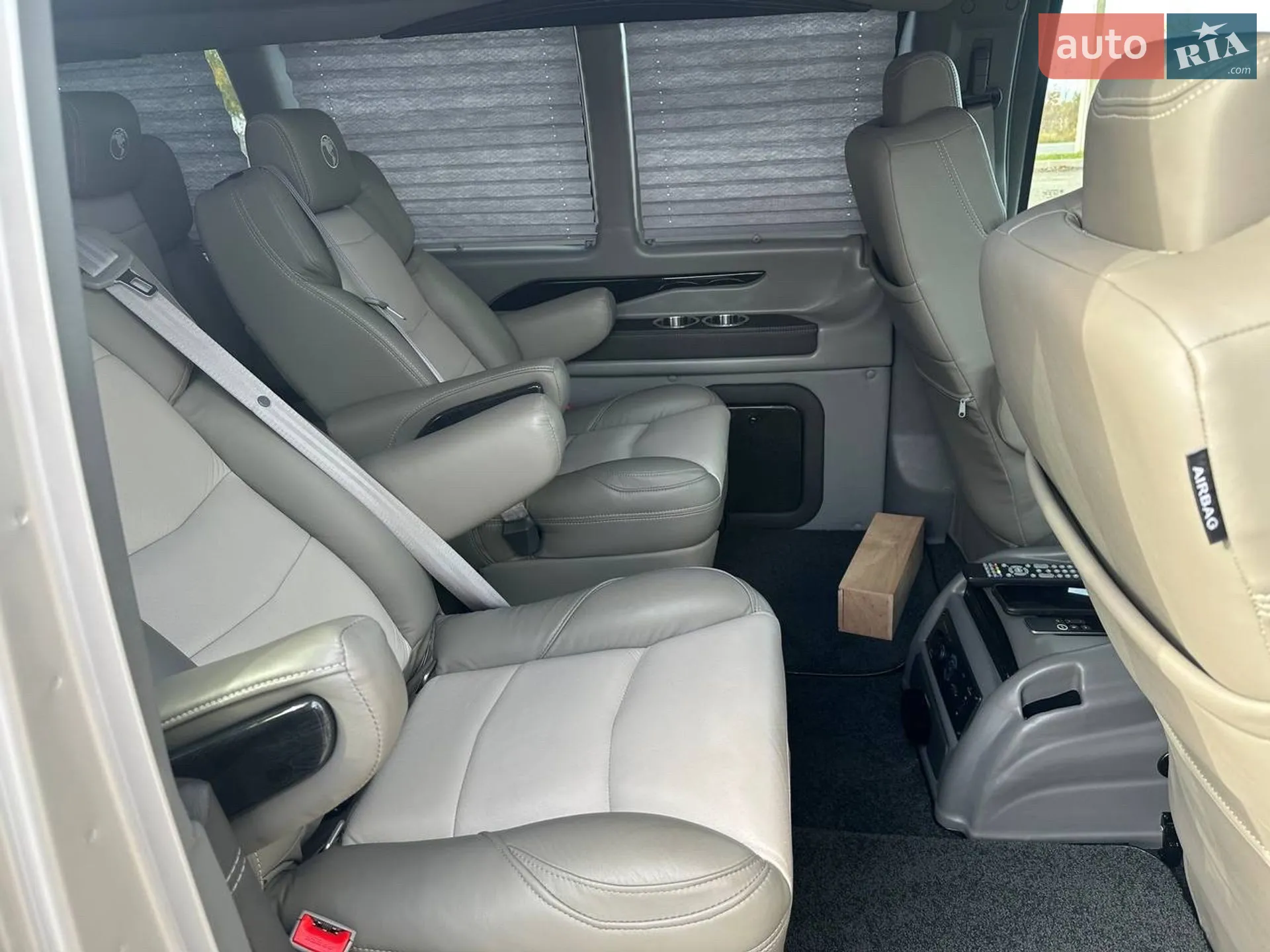 2020 GMC Savana - мініатюра 27