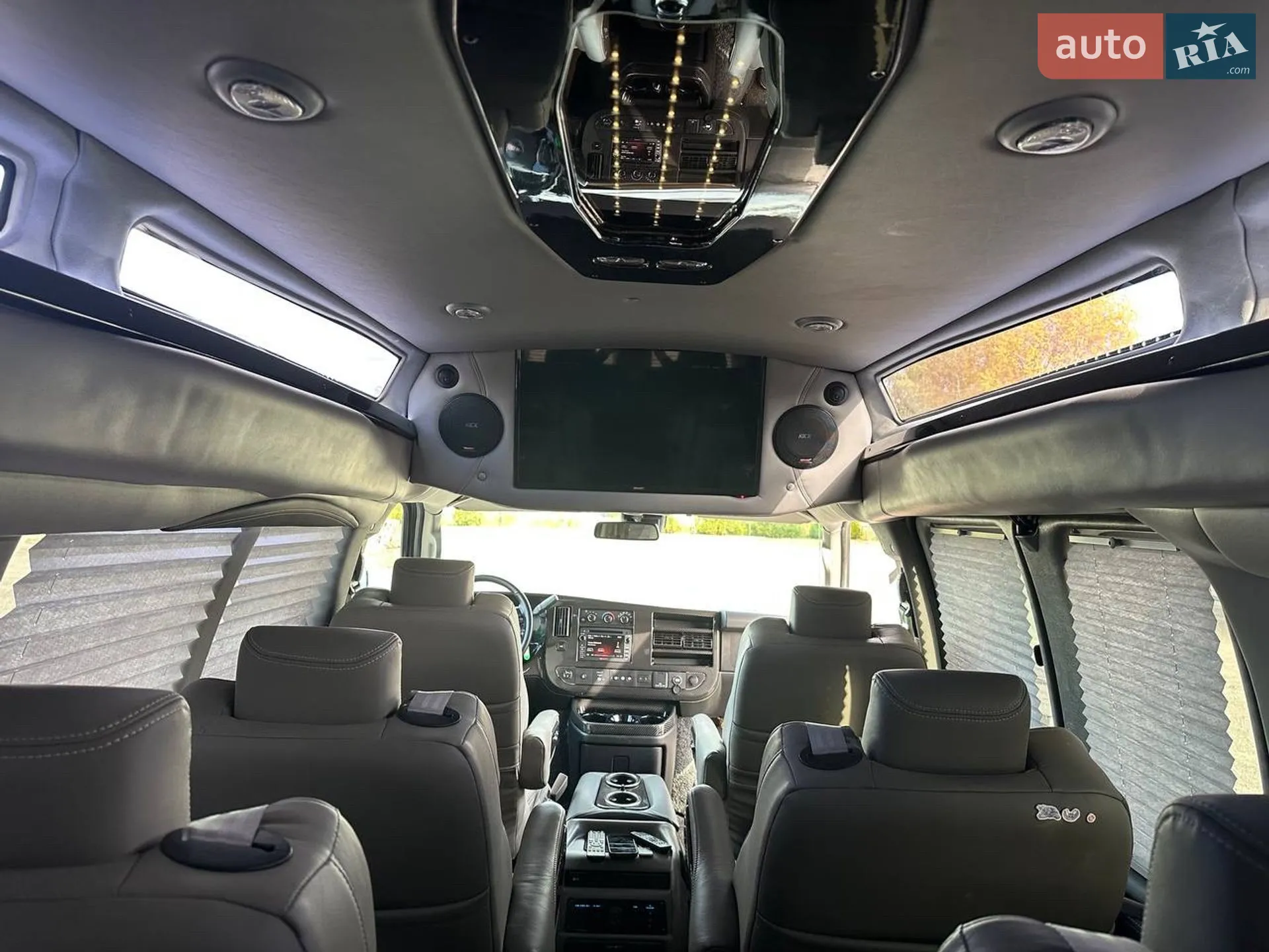 2020 GMC Savana - мініатюра 38
