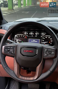 Пикап GMC Sierra 2021 в 