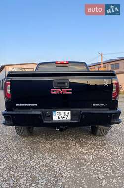 Пикап GMC Sierra 2017 в 