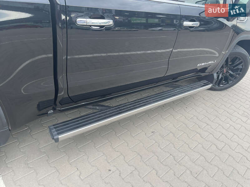 Пікап GMC Sierra 2020 в Києві