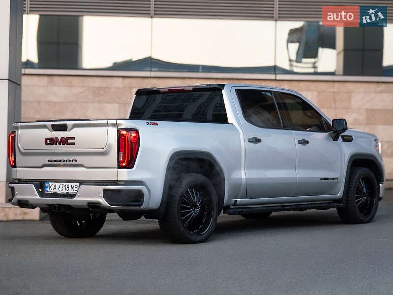 Пікап GMC Sierra 2021 в Києві