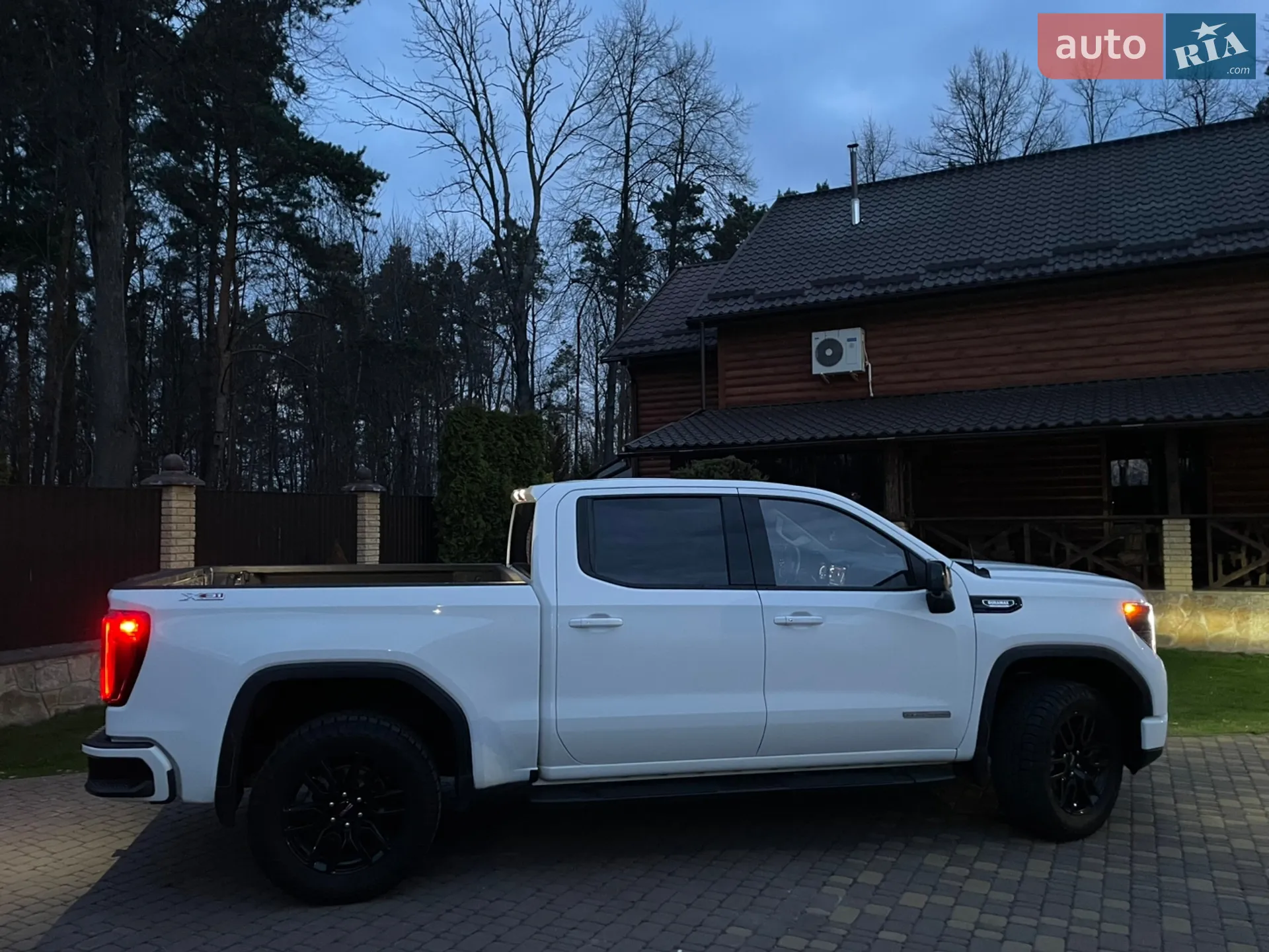 2022 GMC Sierra - мініатюра 11