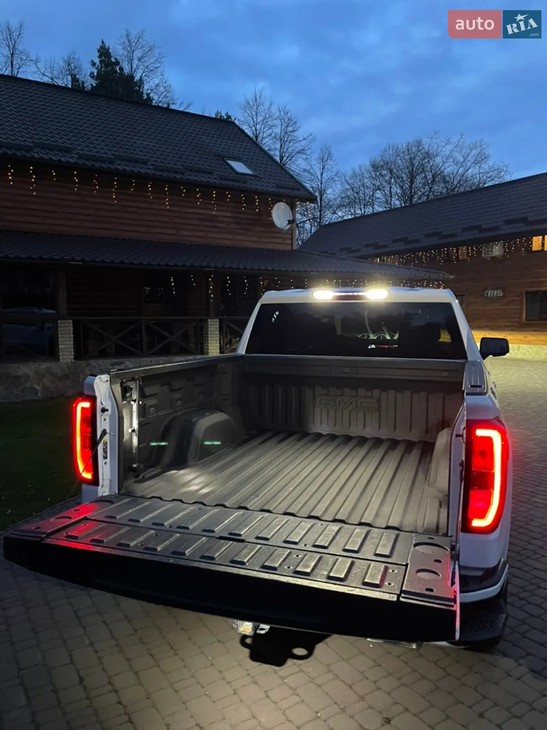 2022 GMC Sierra - мініатюра 16