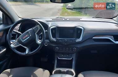 Внедорожник / Кроссовер GMC Terrain 2018 в 
