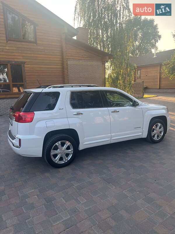 Внедорожник / Кроссовер GMC Terrain 2016 в Киеве