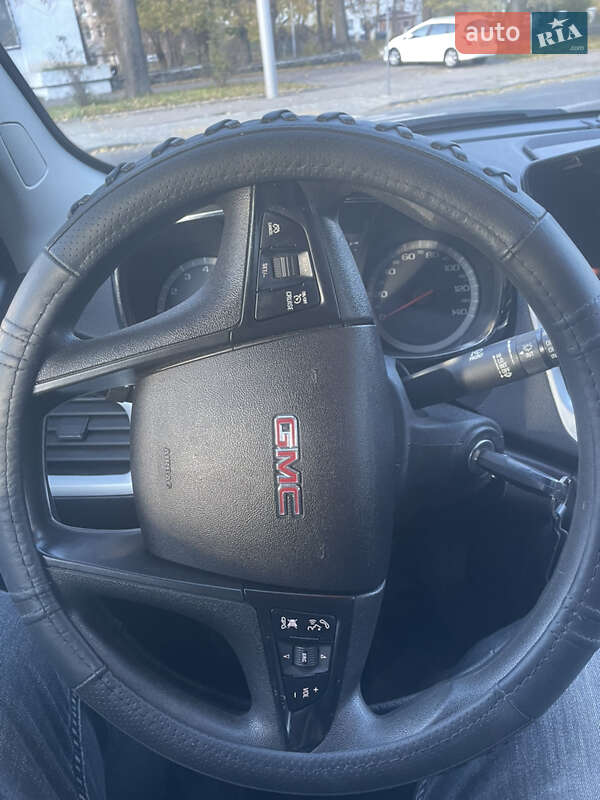 Внедорожник / Кроссовер GMC Terrain 2013 в Ровно