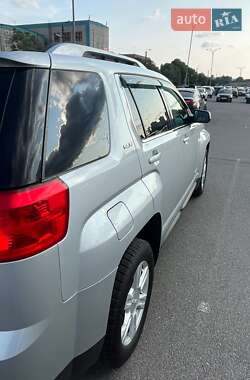 Внедорожник / Кроссовер GMC Terrain 2015 в 