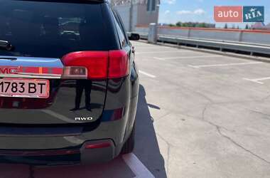 Внедорожник / Кроссовер GMC Terrain 2016 в 