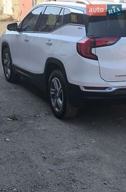 Внедорожник / Кроссовер GMC Terrain 2019 в 