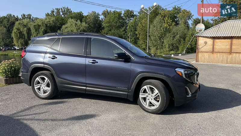 Внедорожник / Кроссовер GMC Terrain 2017 в Ивано-Франковске
