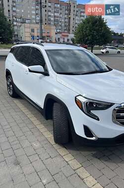 Внедорожник / Кроссовер GMC Terrain 2017 в 