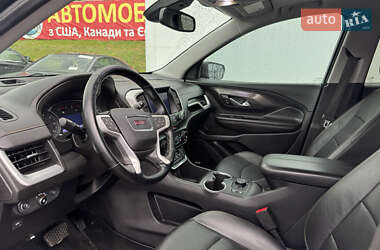 Внедорожник / Кроссовер GMC Terrain 2018 в 