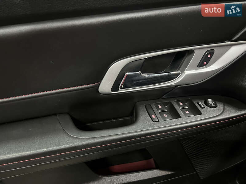 Позашляховик / Кросовер GMC Terrain 2016 в Києві фото 13 Позашляховик / Кросовер GMC Terrain 2016 в Києві