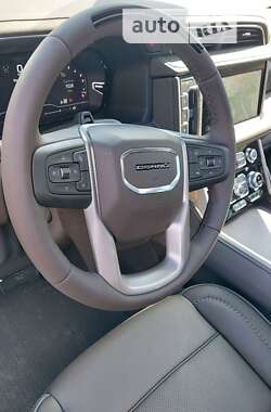 Внедорожник / Кроссовер GMC Yukon 2023 в 