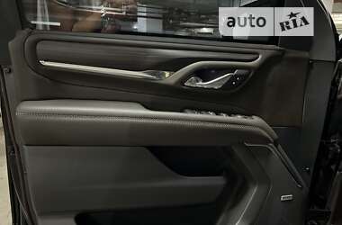 Внедорожник / Кроссовер GMC Yukon 2021 в 