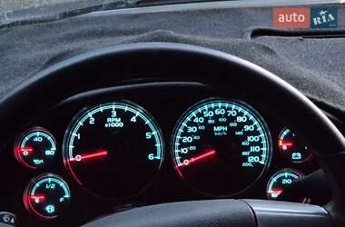 Внедорожник / Кроссовер GMC Yukon 2006 в 