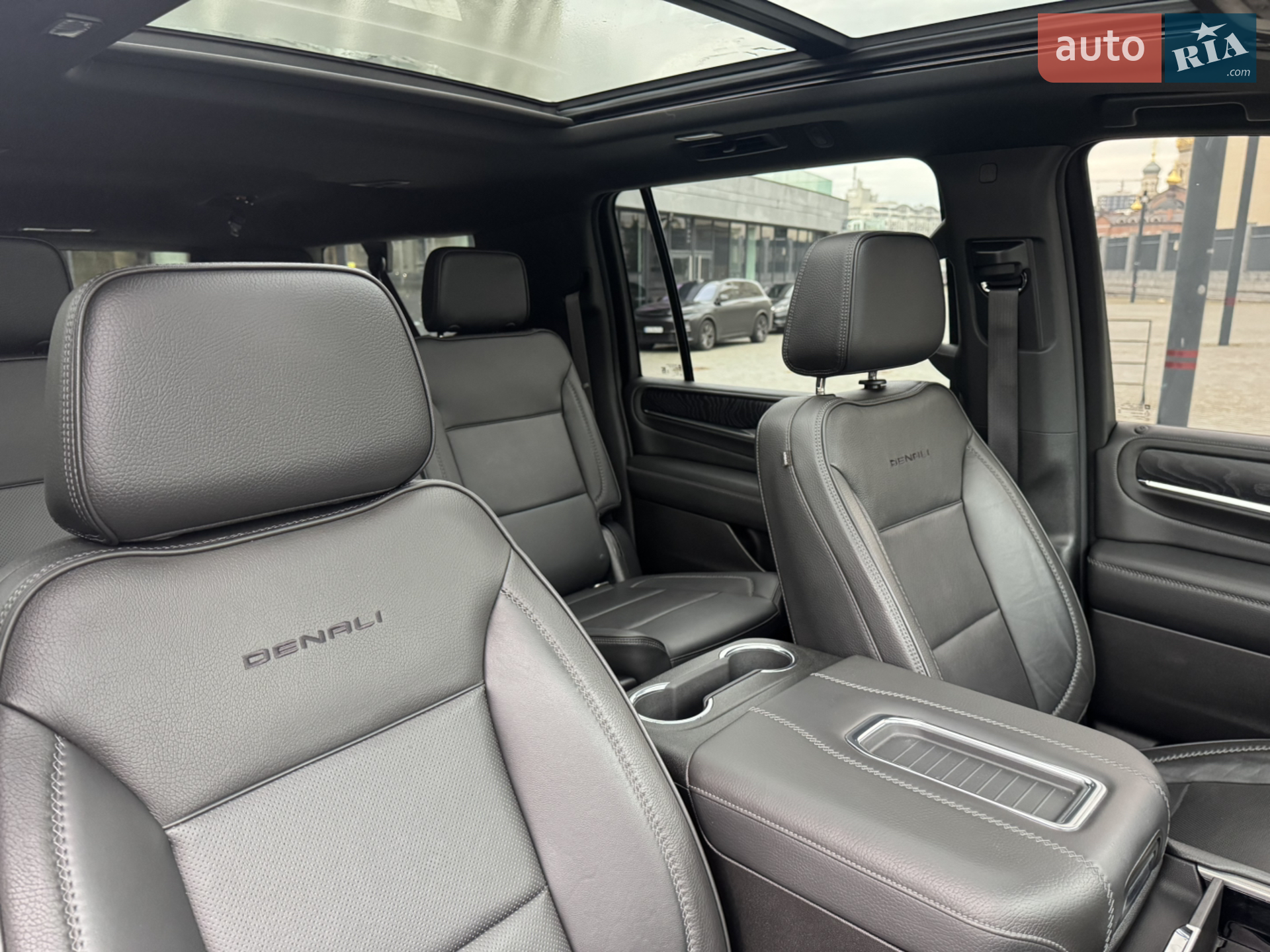 2022 GMC Yukon - мініатюра 38