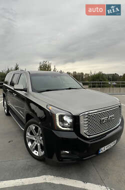 Внедорожник / Кроссовер GMC Yukon 2017 в 