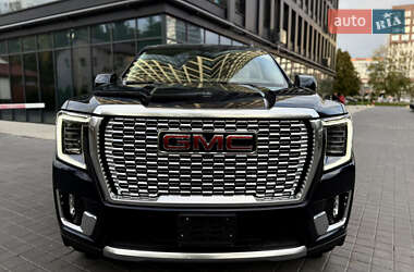 Позашляховик / Кросовер GMC Yukon 2021 в 
