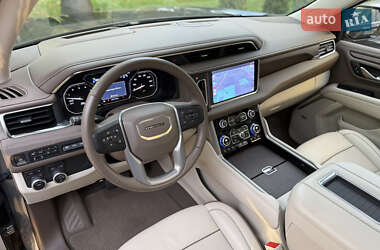 Позашляховик / Кросовер GMC Yukon 2021 в 