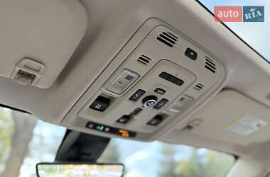 Позашляховик / Кросовер GMC Yukon 2021 в 