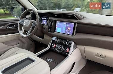Позашляховик / Кросовер GMC Yukon 2021 в 