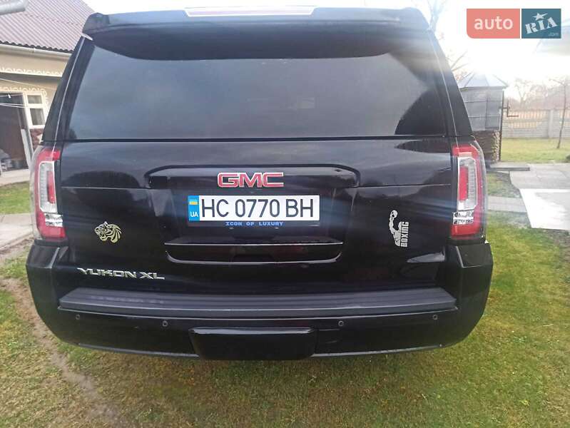 Позашляховик / Кросовер GMC Yukon 2017 в Стрию