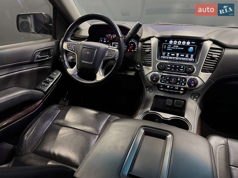 Внедорожник / Кроссовер GMC Yukon 2018 в Киеве